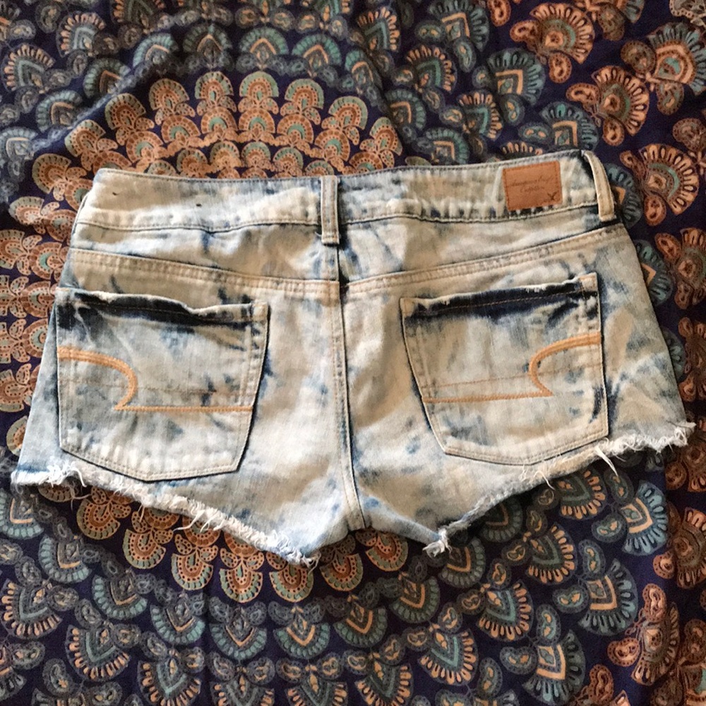 American Eagle Acid Wash Jean shorts (size 6)